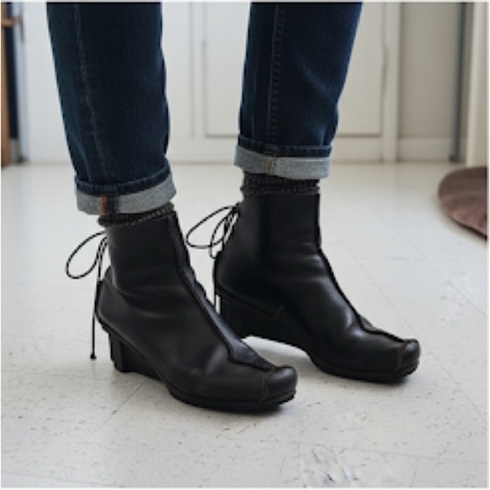 TRIPPIN Black Ankle Boots for Women